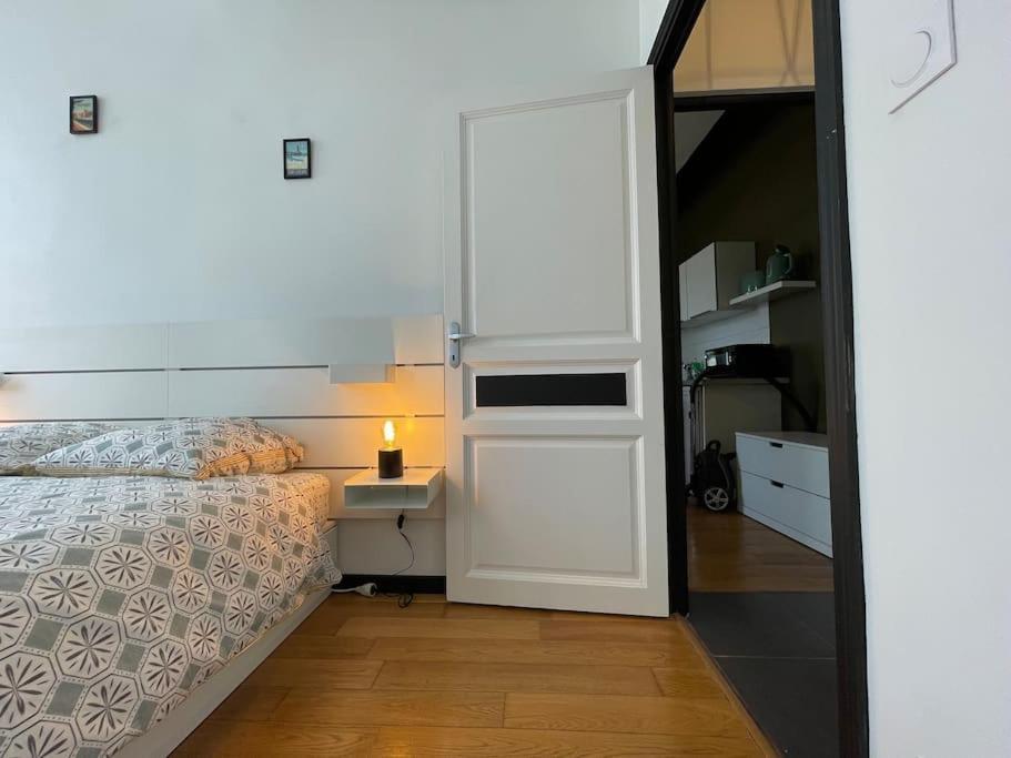 L'Appartement Tomey Avec Parking Carcassonne Luaran gambar