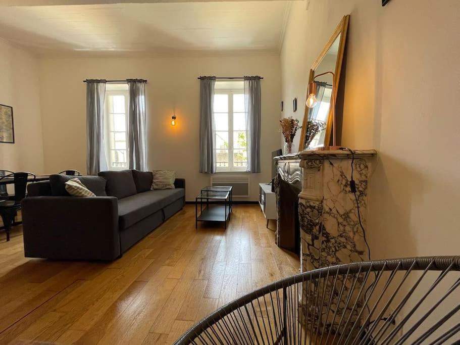 L'Appartement Tomey Avec Parking Carcassonne Luaran gambar