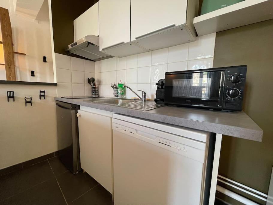 L'Appartement Tomey Avec Parking Carcassonne Luaran gambar